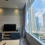 Sky Suites Klcc By Staylar